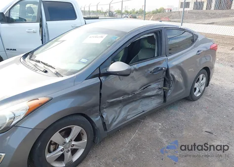 2013 Hyundai Elantra Gls из США, поврежденный, VIN 5NPDH4AE0DH393163